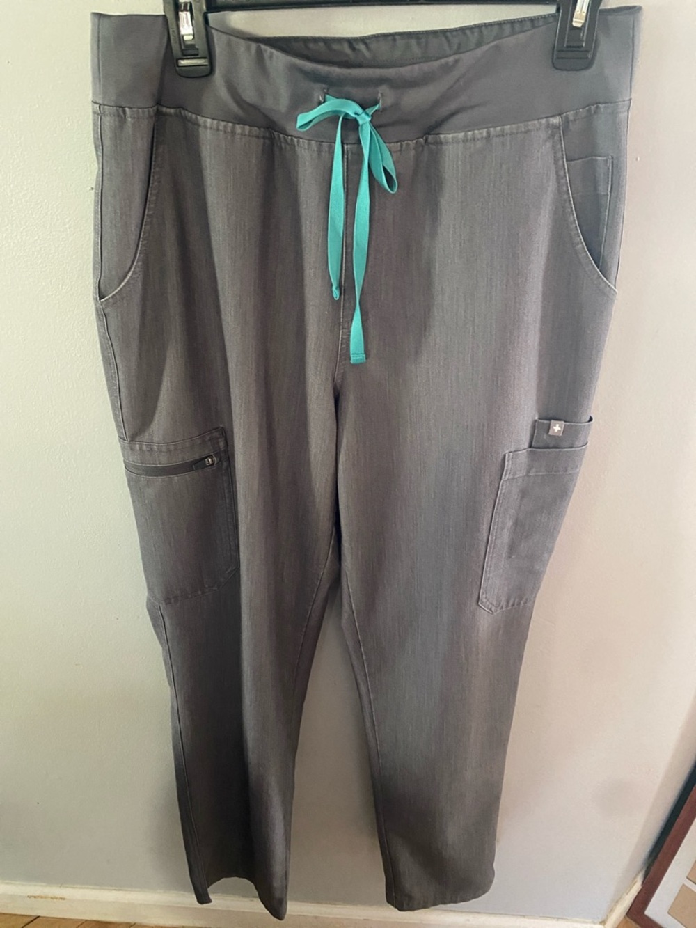 FIGS Heather Gray Scrubs with Teal Drawcord